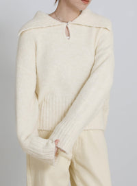 ビッグカラーキーネックニット