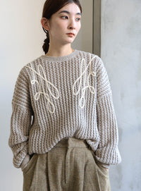 コード刺繍ニットプルオーバー