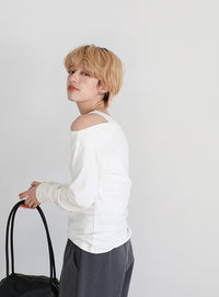 オフショルダーシンプルトップス【SALE】