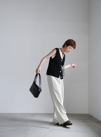 ループタイVネックニットベスト【SALE】