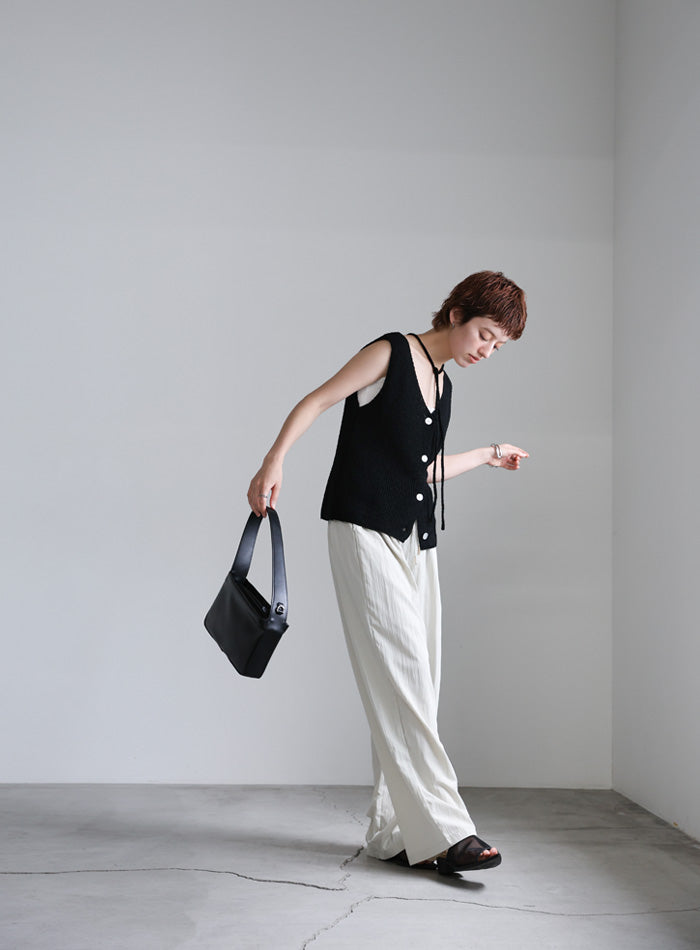 ループタイVネックニットベスト【SALE】