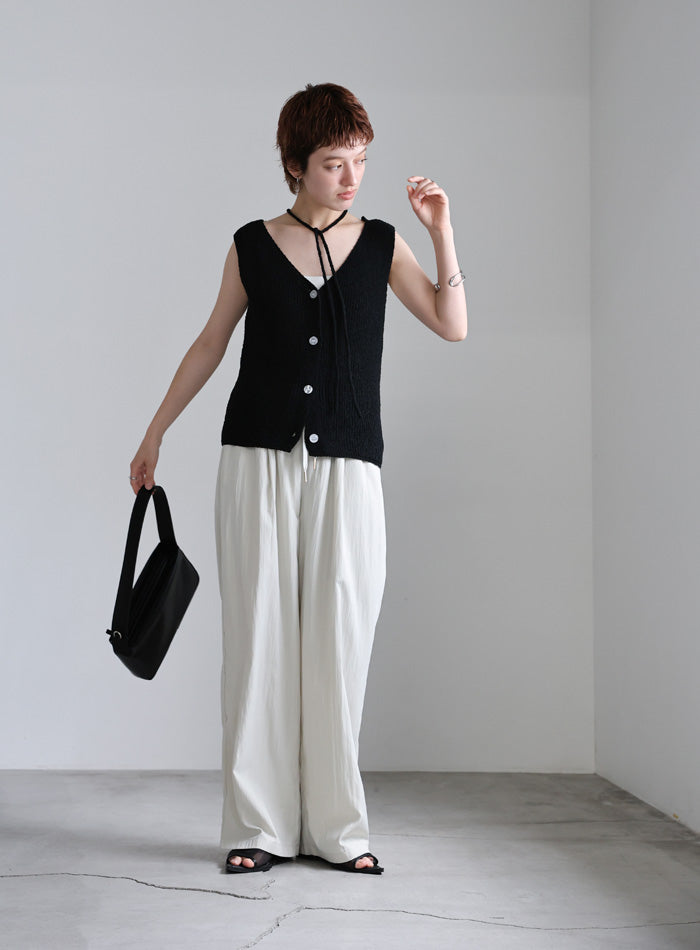 ループタイVネックニットベスト【SALE】