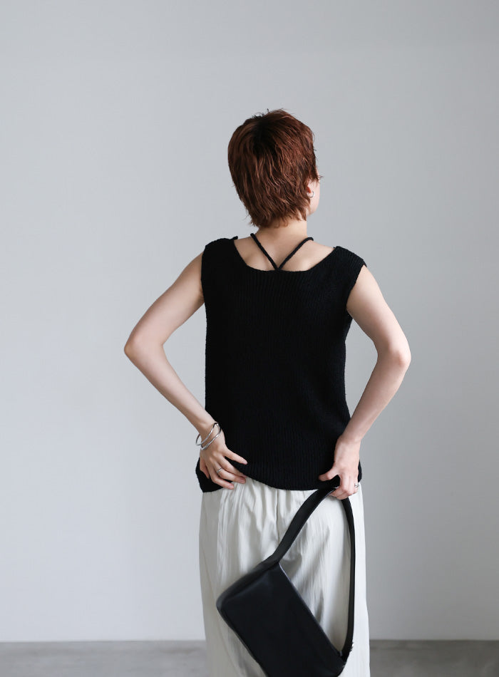 ループタイVネックニットベスト【SALE】