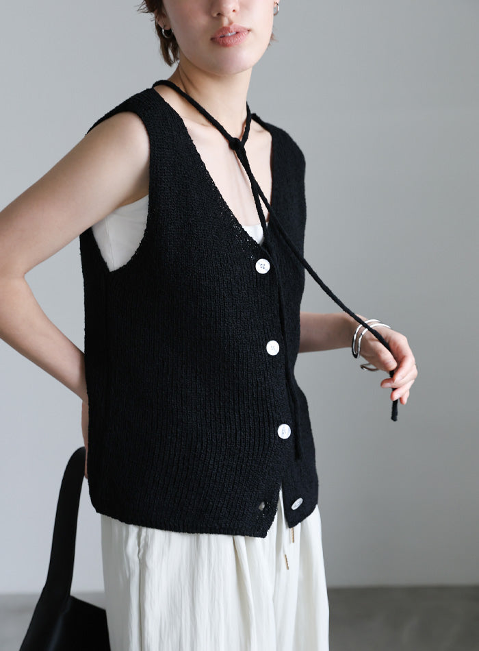 ループタイVネックニットベスト【SALE】