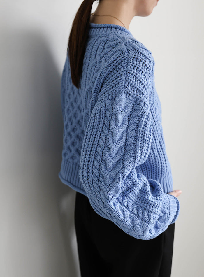 リブロールショートニット