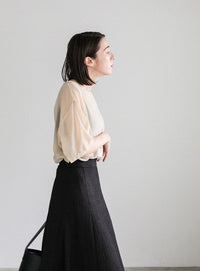 シャーリングフレアスカート