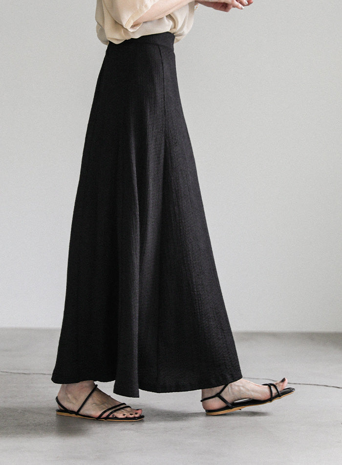 シャーリングフレアスカート