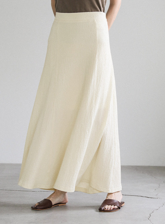 シャーリングフレアスカート