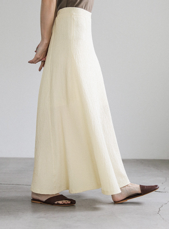 シャーリングフレアスカート