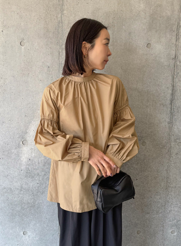 ボリュームギャザースリーブブラウス【by SON】 – SELECT MOCA