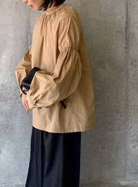 ボリュームギャザースリーブブラウス【by SON】