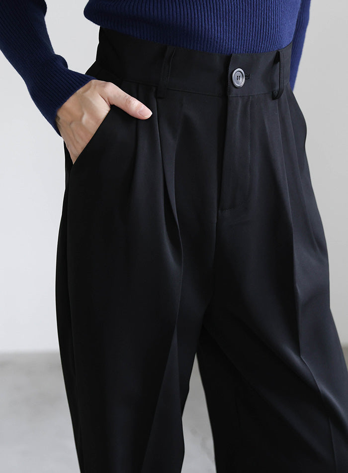 丈長め / ハイウエストセンタープレススラックス