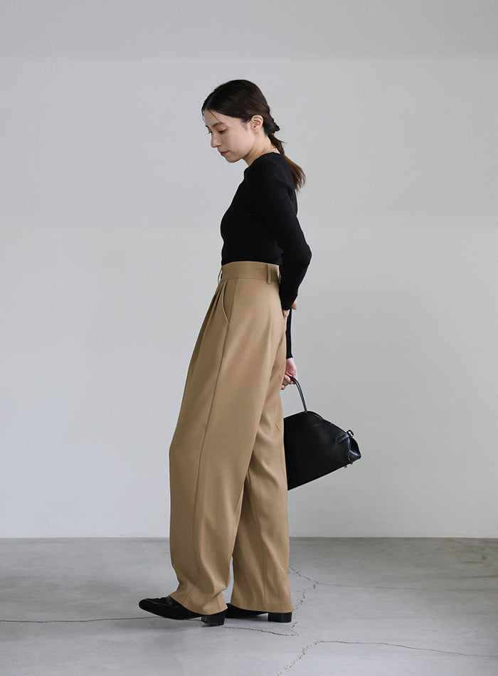 丈長め / ハイウエストセンタープレススラックス