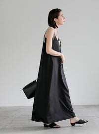 ダブルストラップキャミソールワンピース