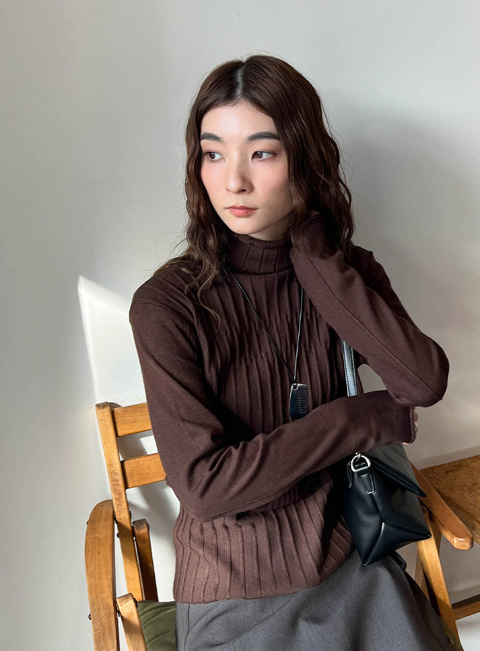 【美品✨】TICCAリブタートルニット TICCA(ティッカ)｜リブタートルプルオーバー/モカ の通販｜ELLESHOP