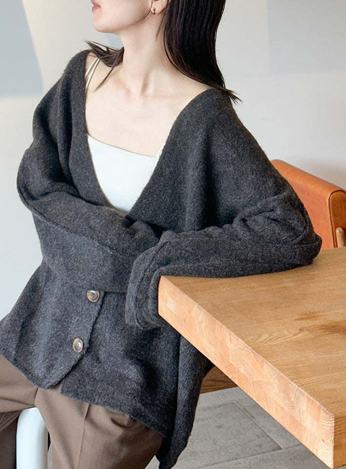 スリーブリンキングVネックカーディガン【by SON】