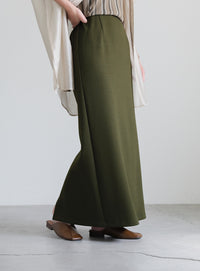 バックスリットストレッチナロースカート