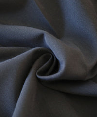 センタープレスストレートスラックス