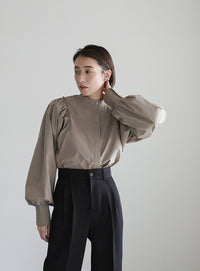 センタープレスストレートスラックス