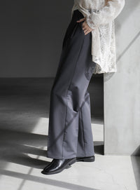 センタープレスストレートスラックス