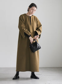 キーネックスリットスリーブワンピース【official限定】