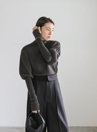 パフスリーブタートルネックニット