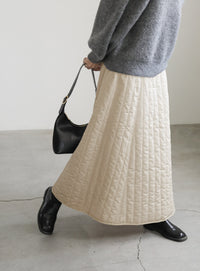 キルティングフレアスカート