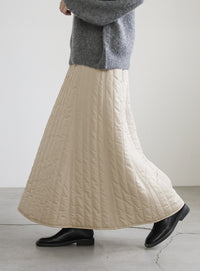 キルティングフレアスカート