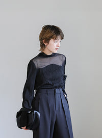 ハイネックシアーウェーブトップス