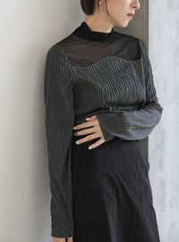 ハイネックシアーウェーブトップス