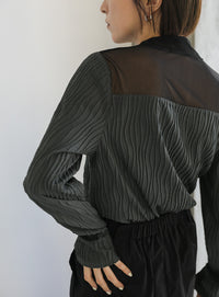 ハイネックシアーウェーブトップス