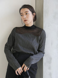 ハイネックシアーウェーブトップス