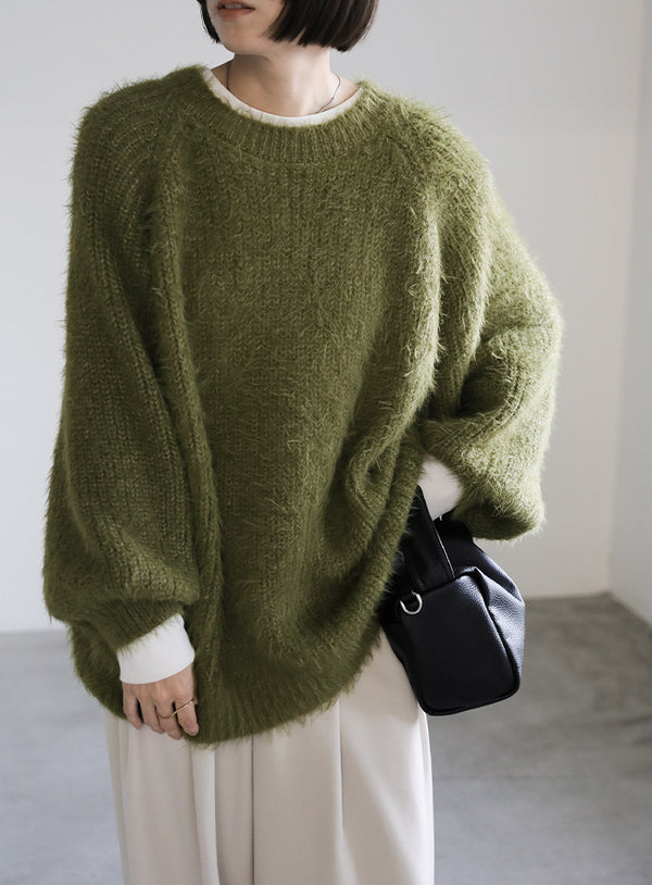 フェザーバックスリットオーバーニット