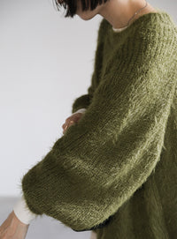 フェザーバックスリットオーバーニット