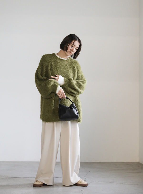 フェザーバックスリットオーバーニット