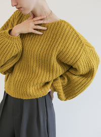 ボートネックボリュームスリーブショートニット【SALE】