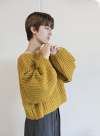 ボートネックボリュームスリーブショートニット【SALE】