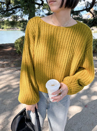 ボートネックボリュームスリーブショートニット【SALE】