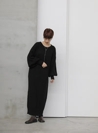 ボリュームスリーブロングニットワンピース【SALE】