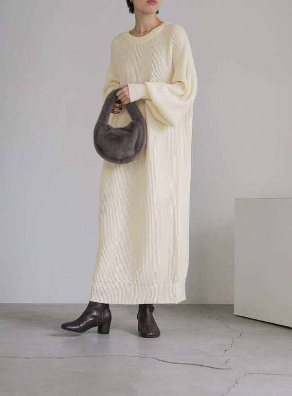 ボリュームスリーブロングニットワンピース【SALE】