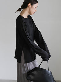 スラブシアークルーネックトップス