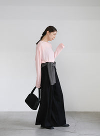 スラブシアークルーネックトップス