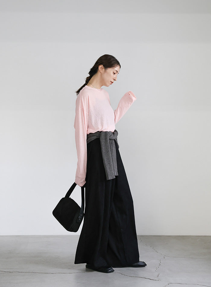 スラブシアークルーネックトップス