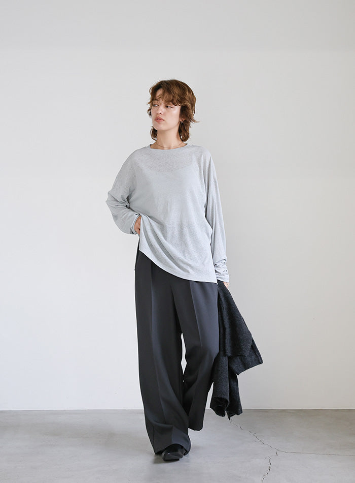 スラブシアークルーネックトップス