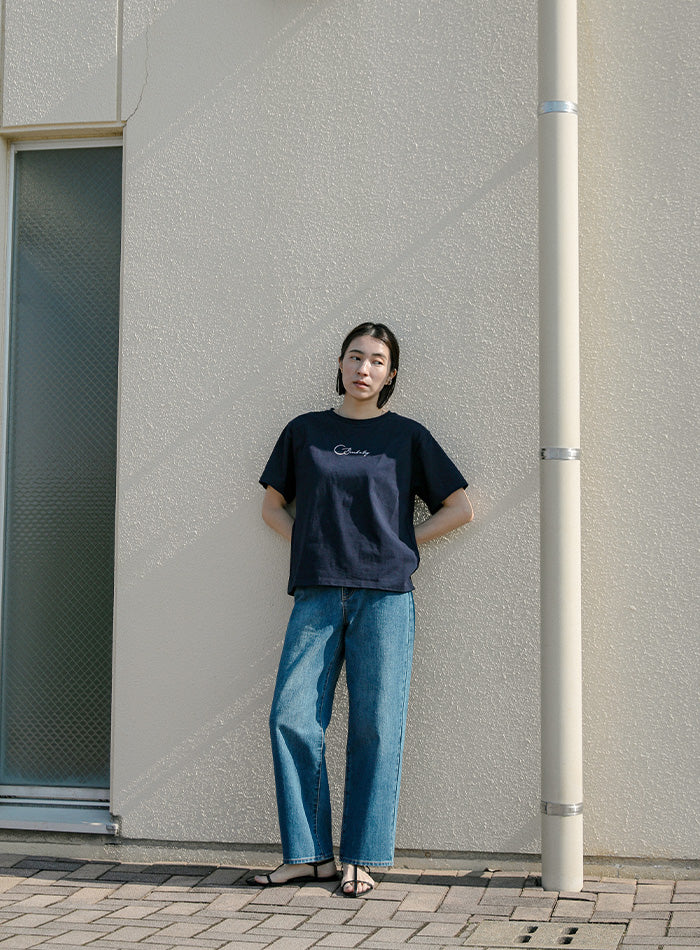 ロゴ刺繍Tシャツ – SELECT MOCA