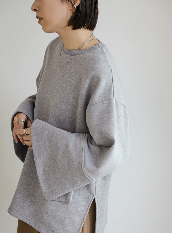 フレアスリーブルーズスウェット