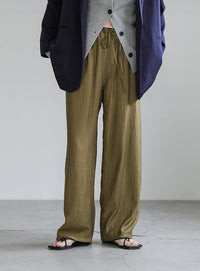 リラックスストレートパンツ