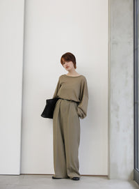 シアーボートネックルーズニット【official限定】