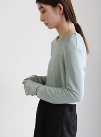 ラメクルーネックトップス