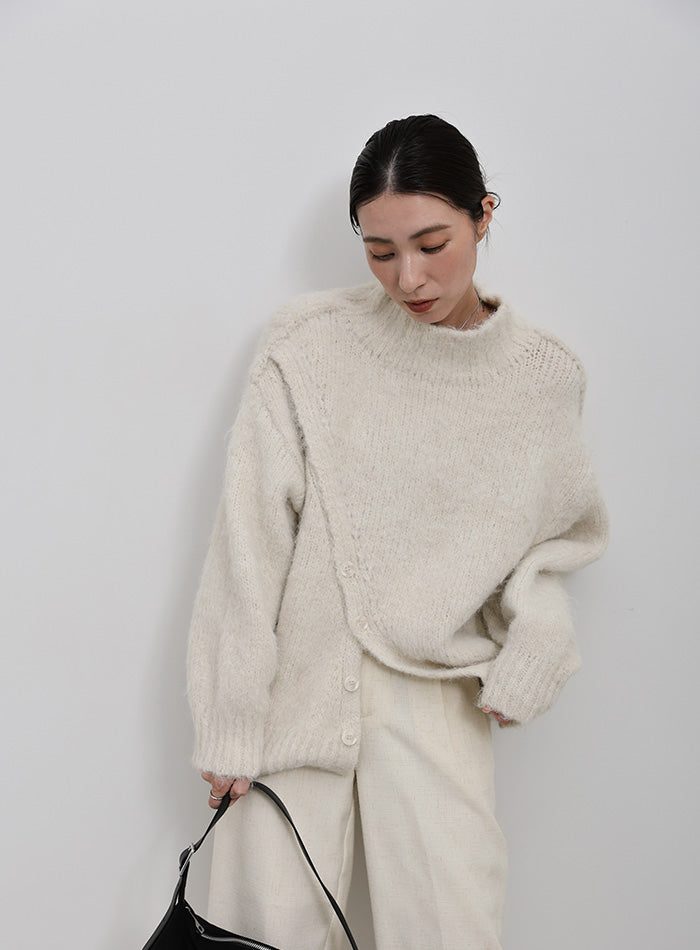 2WAYボタンスリットモヘアライクニット
